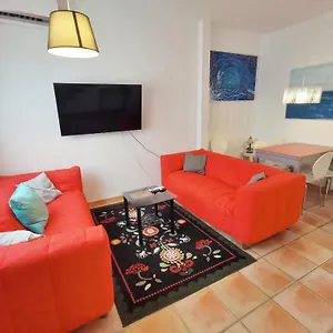 casa-familia-con-vistas-a-las-montaas-de-nerja.1costadelsol.com/